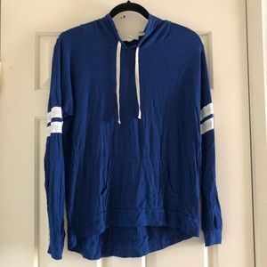 Blue/white jersey style long sleeve tee with hood